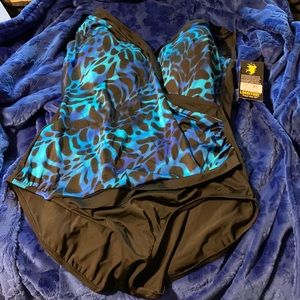 New One-Piece bathing suit